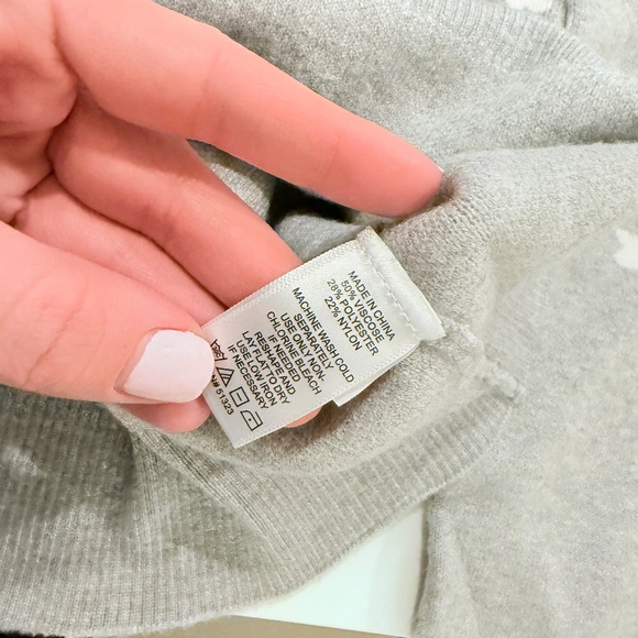 CECE GRAY BOW CREW NECK SWEATER MEDIUM - Picture 7 of 7